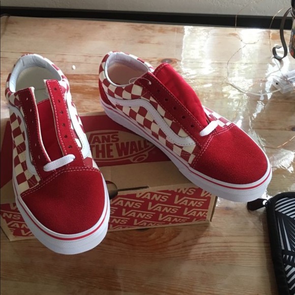 Vans - Picture 4 of 6